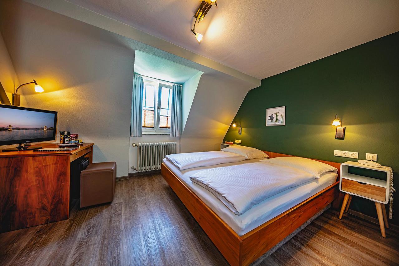 Gasthaus Zum Ochsen Mannheim Bagian luar foto